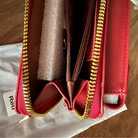 Selena The Label crossbody bag red phone pocket money/change credit card pocket - Picture 14 of 16